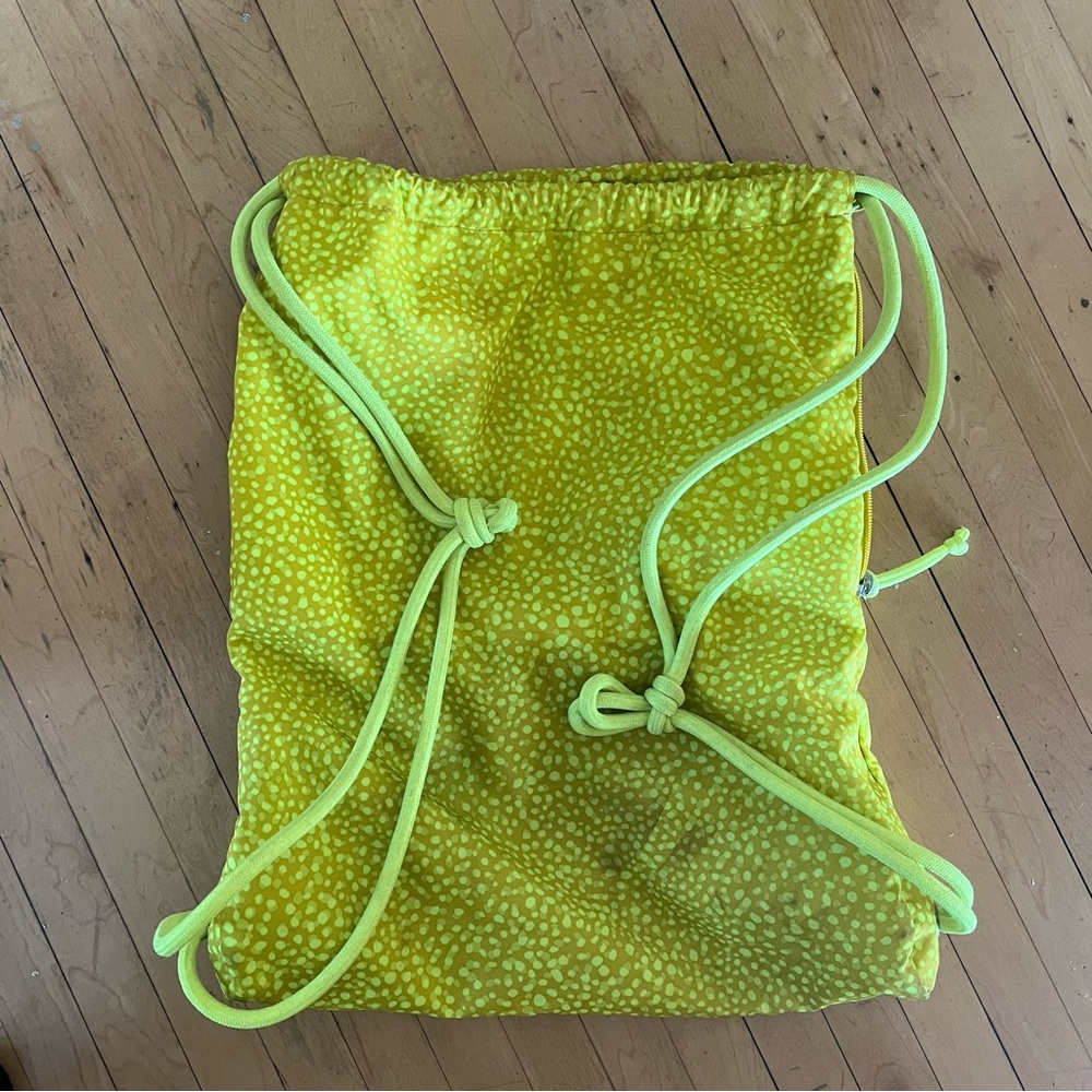 Nike Drawstring Bag - Picture 3 of 6